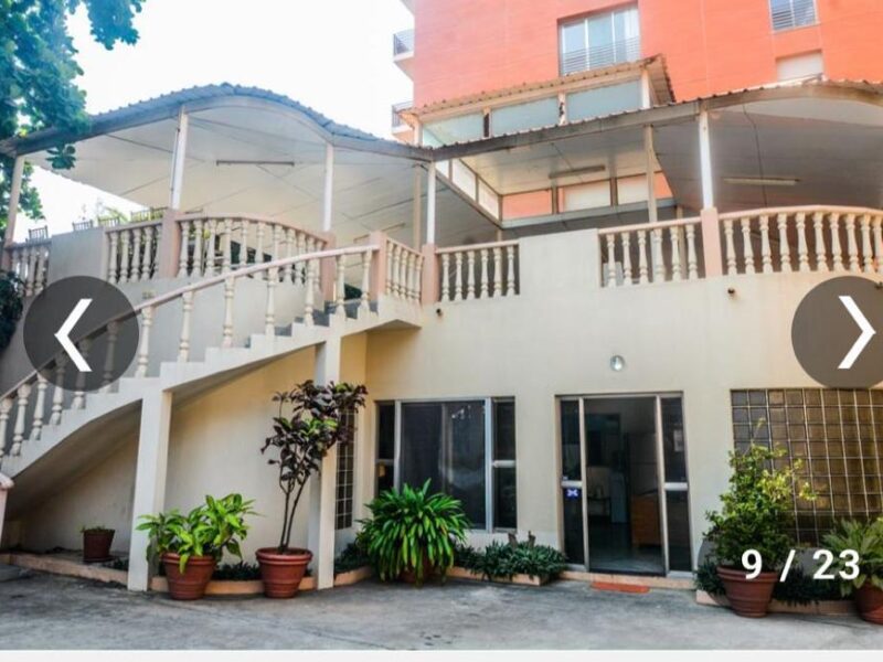 Arrenda se Hospedaria na Ilha de Luanda