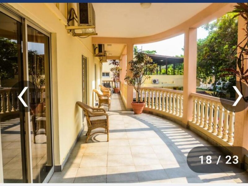 Arrenda se Hospedaria na Ilha de Luanda