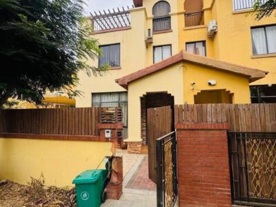 VENDE-SE: Vivenda no Condomínio Jardim de Rosas – Fase 1