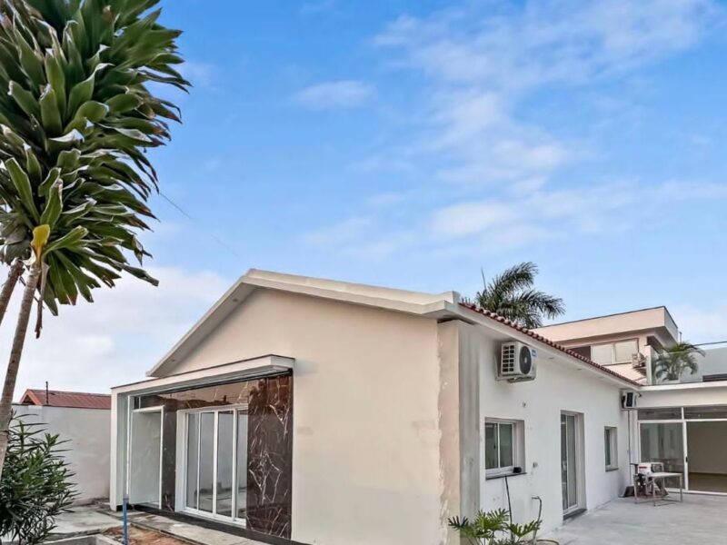 Vivenda v6 a lexuesi a venda