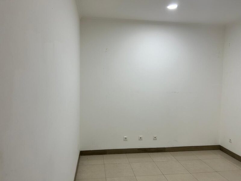 A Venda Vivenda Duplex Condomínio Conchas Talatona