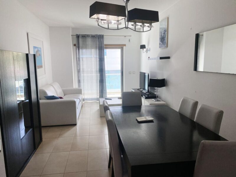 A Venda Apartamento T2 Condomínio Dolce Vita