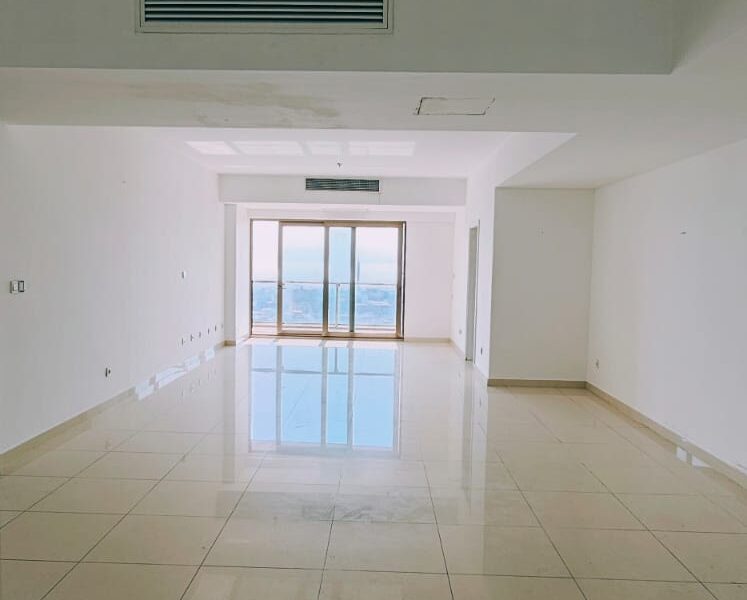 APARTAMENTO T3+1 NO EDIFÍCIO SOLAR DO ALVALADE