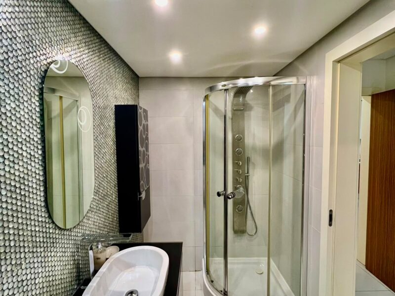 APARTAMENTO T1 MOBILADO NO EDIFÍCIO LOANDA TOWERS