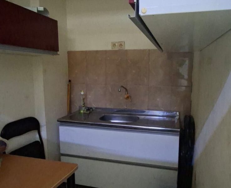 ESCRITÓRIO COM 150 M² MOBILADO