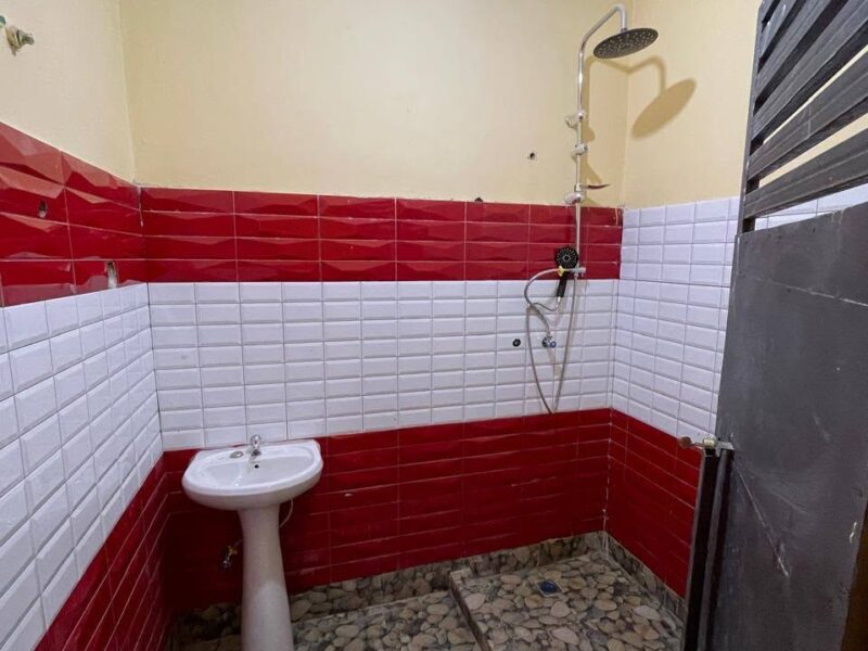 Arrenda-se esta casa T3 Casa nova / sem Quintal