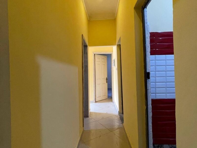 Arrenda-se esta casa T3 Casa nova / sem Quintal