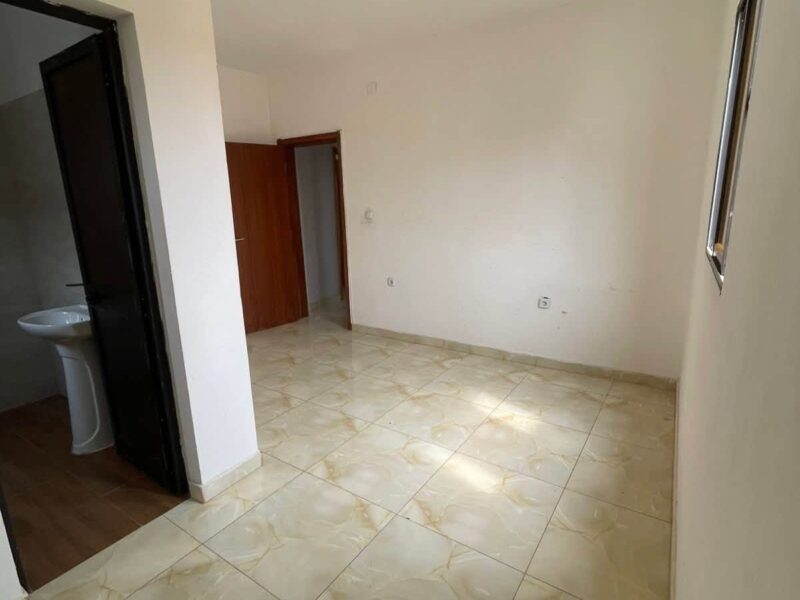 ARRENDA-SE ESTE APARTAMENTO TIPOLOGIA T2