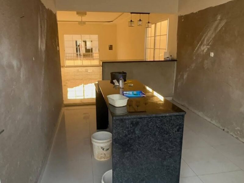 VENDE-SE UMA VIVENDA KILAMBA CONDOMÍNIO KILAMBA RESIDENCE V3