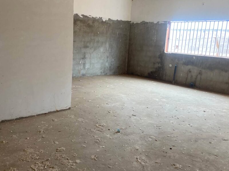 Vende-se Duas vivendas no preço único de 100Milhões