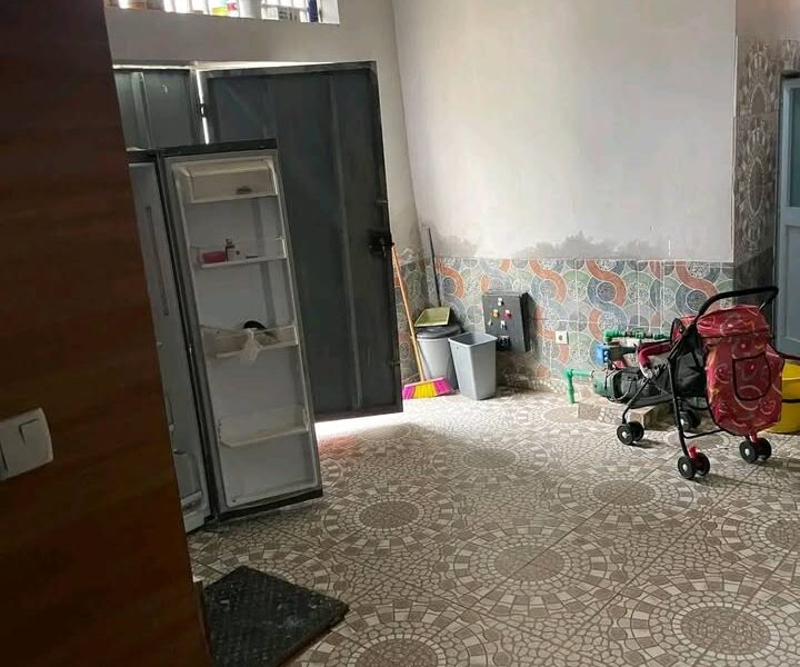Vende se esta casa T3 no Benfica