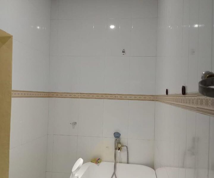 ARRENDA-SE E VENDE-SE ESTA LINDA CASA T3 – GOLF 2