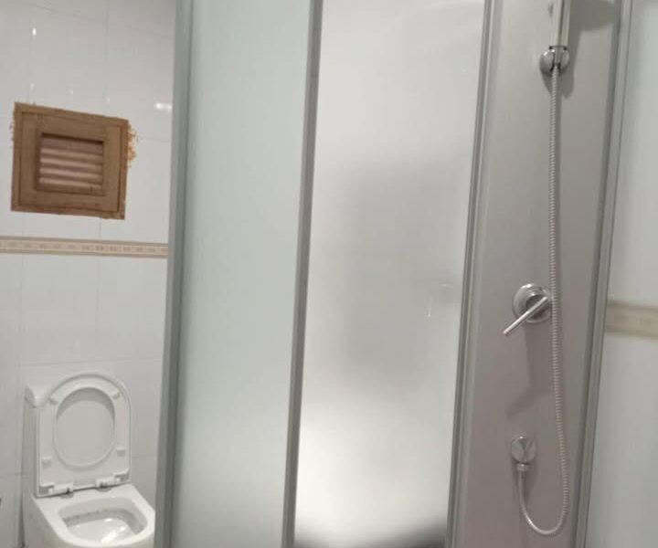 ARRENDA-SE E VENDE-SE ESTA LINDA CASA T3 – GOLF 2