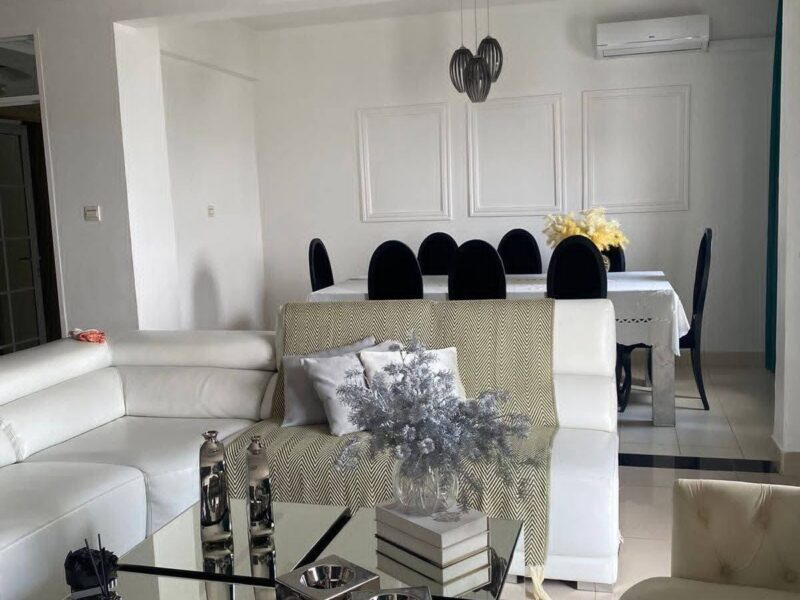 VENDE-SE UM APARTAMENTO T5 NA CENTRALIDADE KILAMBA PAGO NA SUA TOTALIDADE