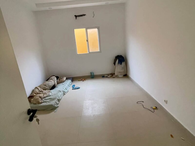 VENDE-SE ESTÁ MORADIA T3🏠 NOVA CLIMATIZADA COM COZINHA MONTADA