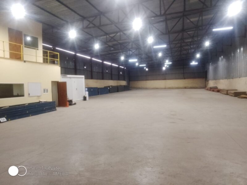 PARA ARRENDAMENTO NAVES DE 1000m2