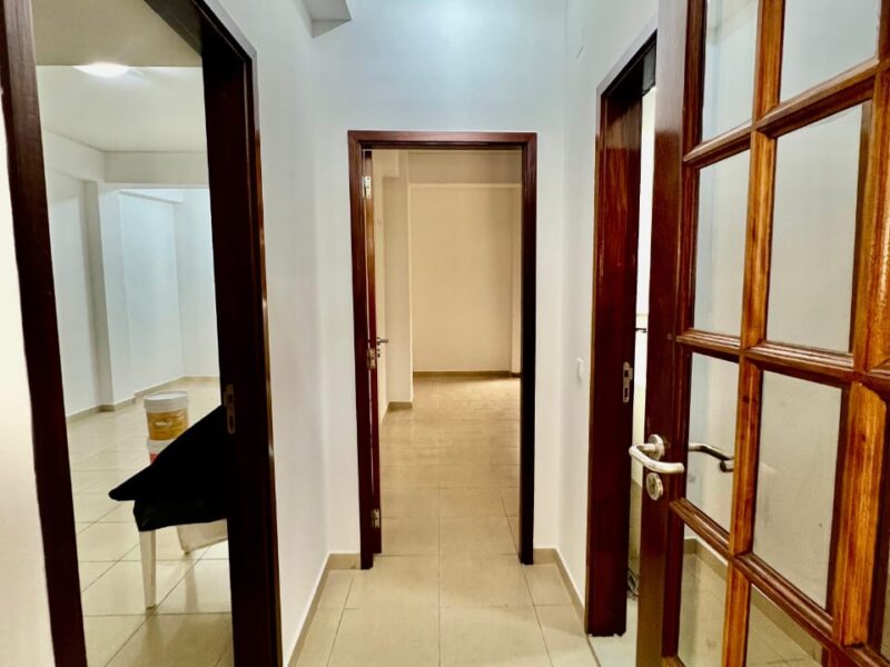 APARTAMENTO T2 NA RUA SAMUEL BERNARDO- INGOMBOTAS