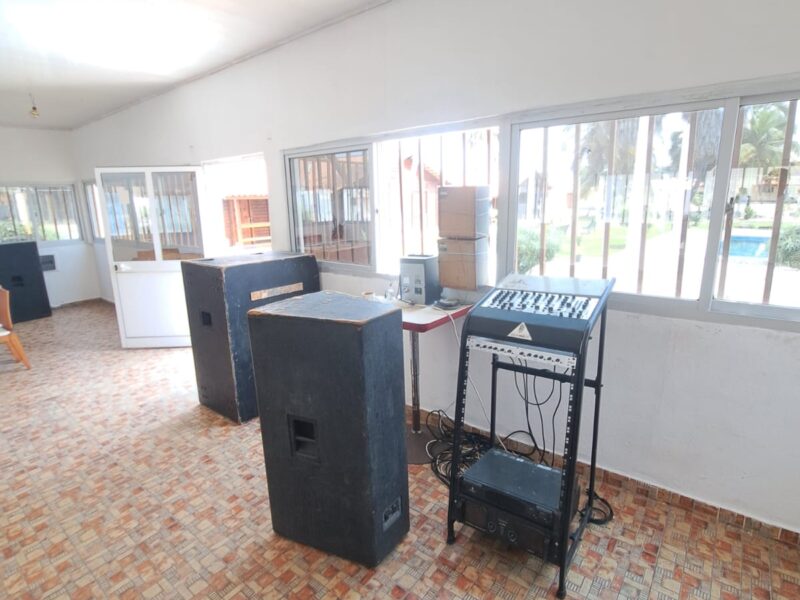 Risort no Mussulo centro com 14 quatro suítes