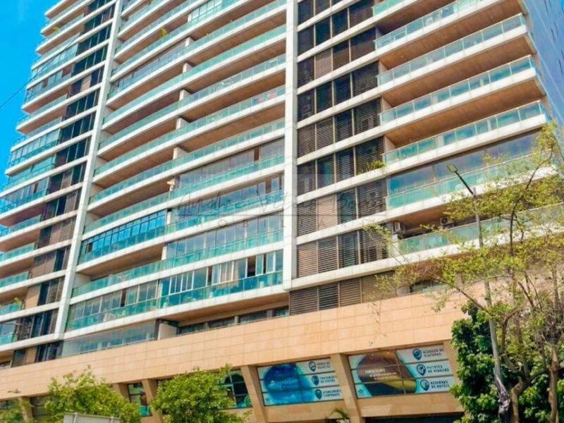 Apartamento T3+1 disponível à venda