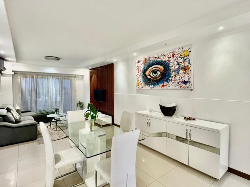 Vende-se Apartamento T2 mobilado no Edifício Anangola cidade