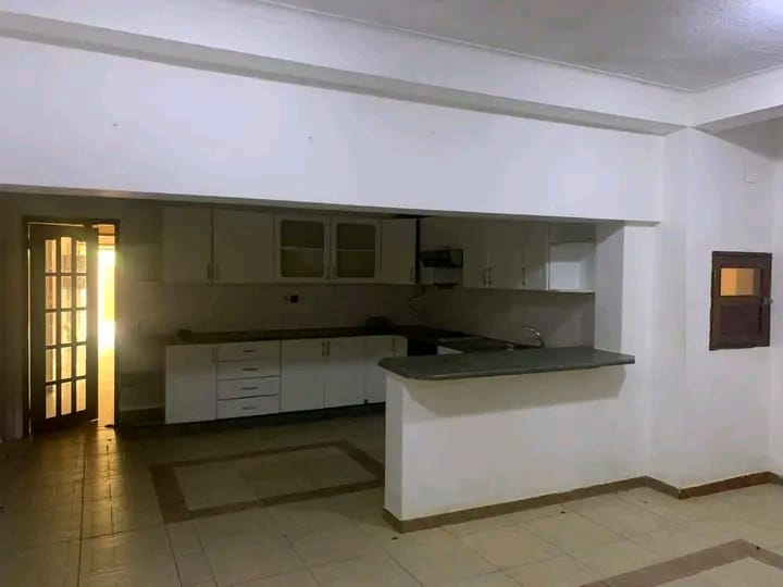 IMÓVEL DE GRANDE PORTE À VENDA — VILA ALICE