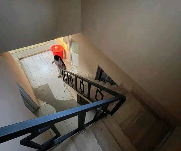 VENDE-SE VIVENDA V3+SUÍTE RÉS DO CHÃO & 1°ANDAR EM VIANA