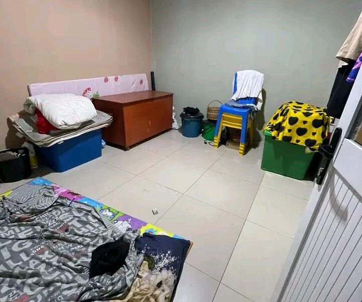VENDE-SE VIVENDA V3+SUÍTE RÉS DO CHÃO & 1°ANDAR EM VIANA