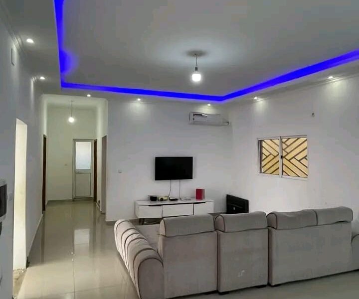 CASA A VENDA 1°ADAR T5