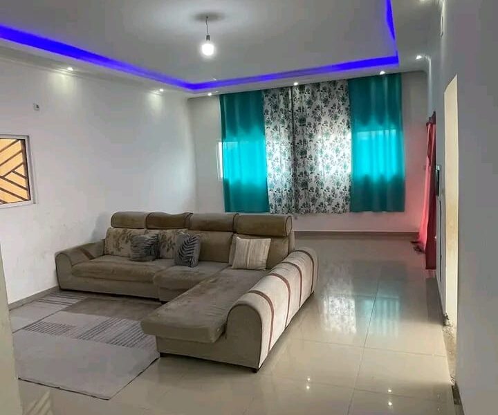 CASA A VENDA 1°ADAR T5