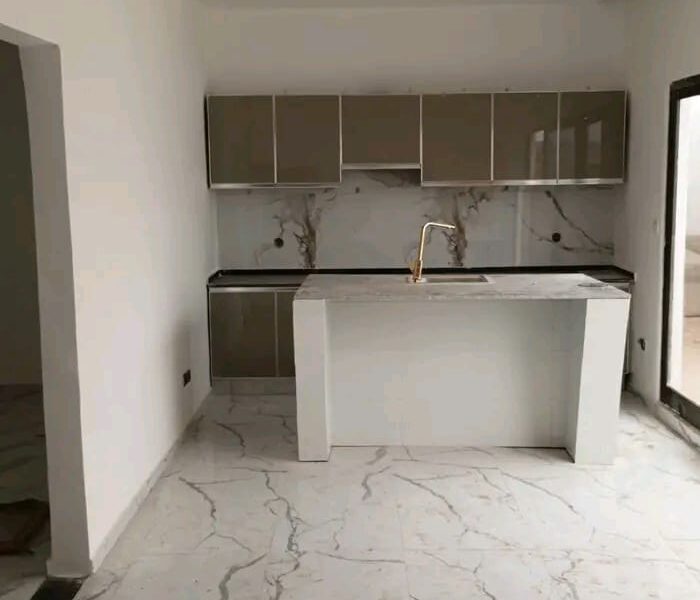 VENDE-SE ESSA RESIDENCIA T4