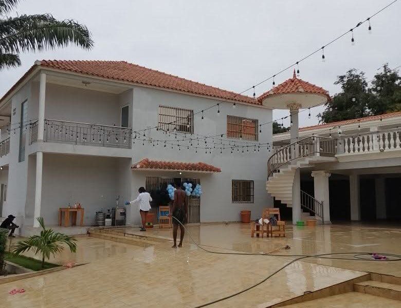 ARRENDA-SE EXCELENTE MORADIA T9