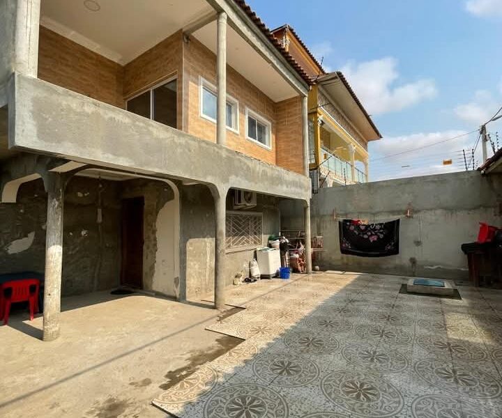 T5 Residência Pronto a morar