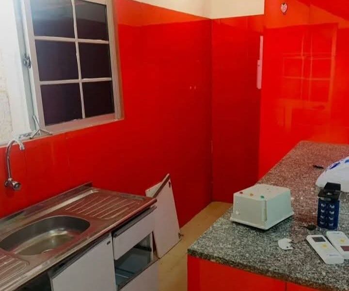Arrenda se esta casa T2