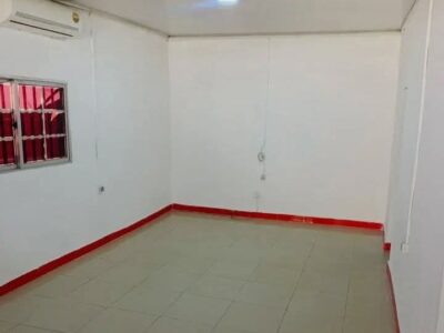 Arrenda se esta casa T2