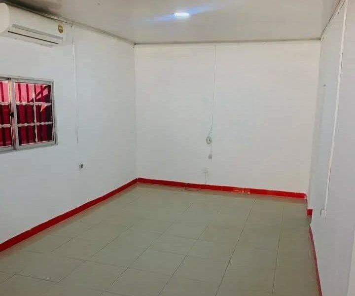 Arrenda se esta casa T2