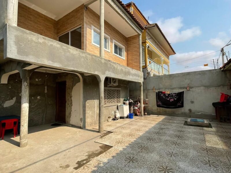 CASA A VENDA 1°ADAR T5